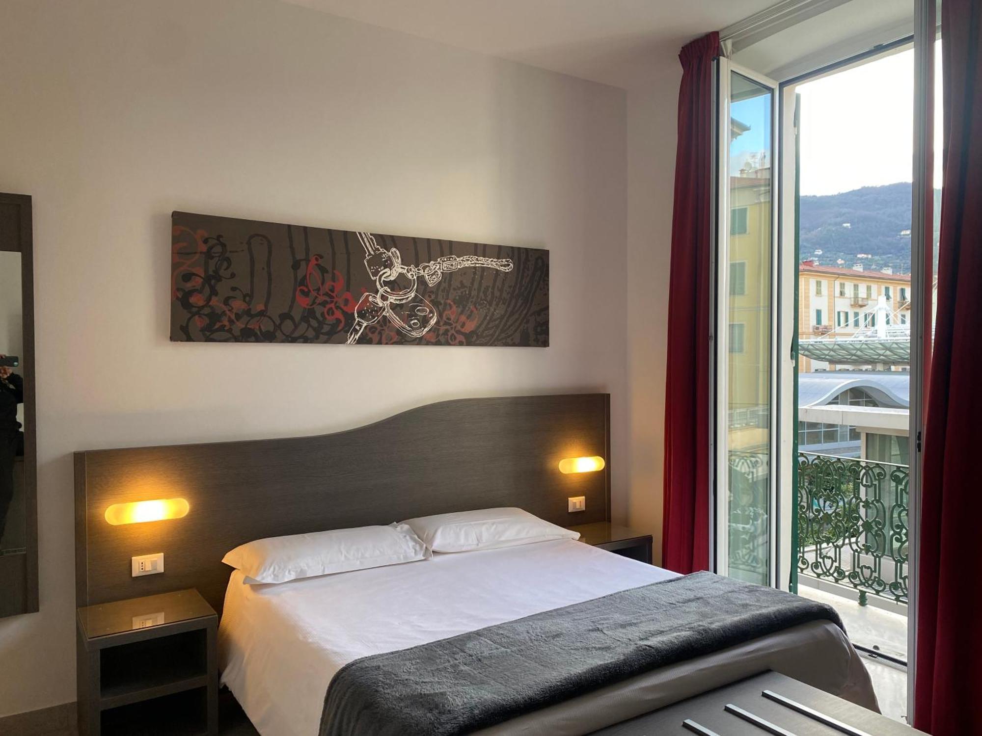 54 Rosselli Rooms La Spezia Exterior foto